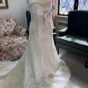 Maggie Sottero Ashanti Wedding Gown (NWT)
